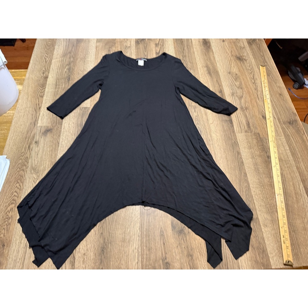Love Chesley Sharkbite Tunic Women Large Black Adult Long Sleeve Rayon Spandex